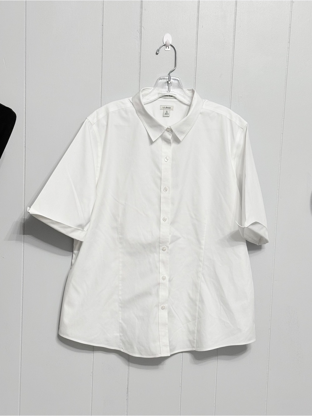 #19) L.L. Bean Cotton wrinkle Free White Short-Sleeve Button-Down Shirt
